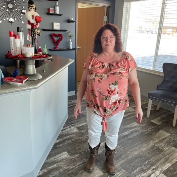 Meet your Posher, Julie - Picture 3 of 4